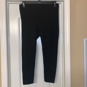 Black Tall XL leggings.